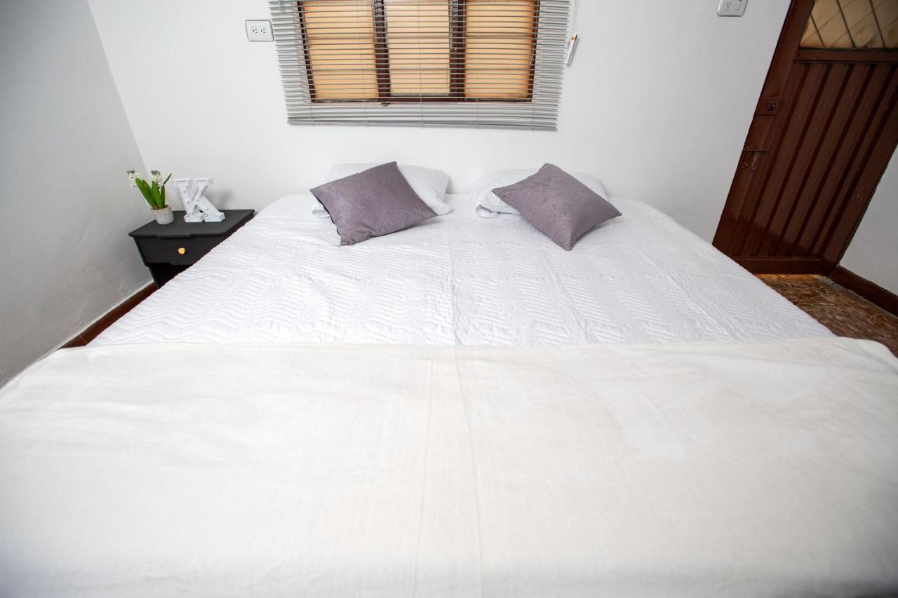 Komodo Alojamiento- Hostal Autoservicio, Ubicado Cerca Al Centro Historico - Bano Privado, Wifi , Cama 2X2 Y Agua Caliente Y Cocina Compartida Попаян Екстер'єр фото