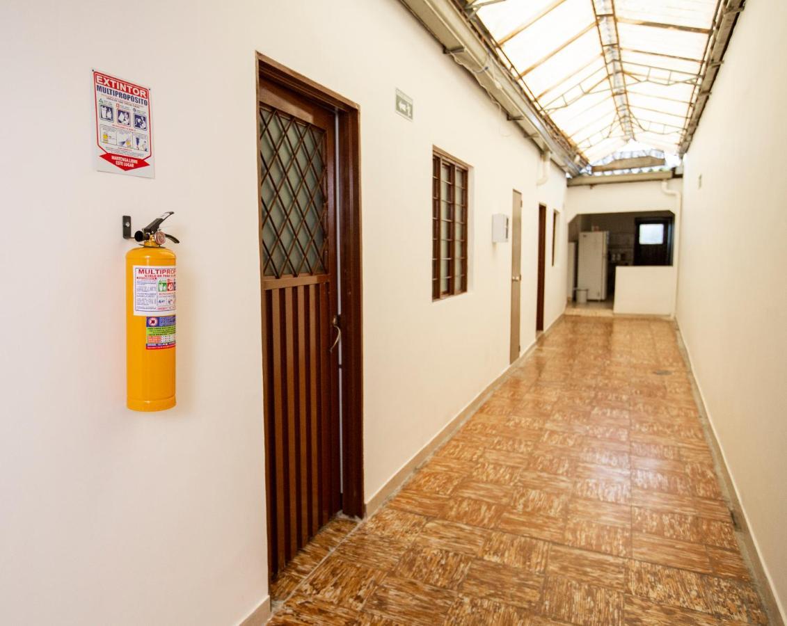 Komodo Alojamiento- Hostal Autoservicio, Ubicado Cerca Al Centro Historico - Bano Privado, Wifi , Cama 2X2 Y Agua Caliente Y Cocina Compartida Попаян Екстер'єр фото