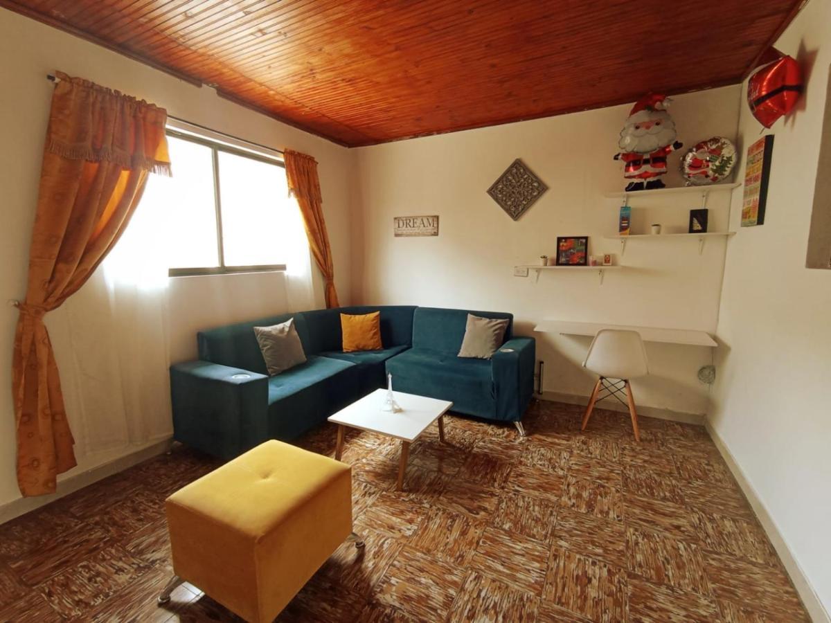 Komodo Alojamiento- Hostal Autoservicio, Ubicado Cerca Al Centro Historico - Bano Privado, Wifi , Cama 2X2 Y Agua Caliente Y Cocina Compartida Попаян Екстер'єр фото